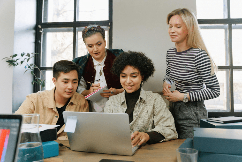 sms strategies for university admissions and student communication