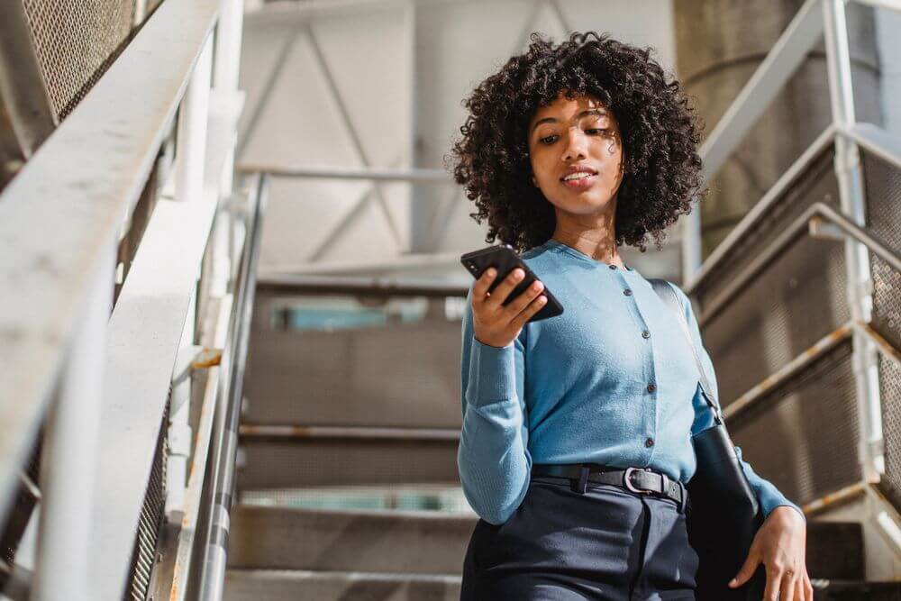 trackable-links-and-analytics-measure-engagement